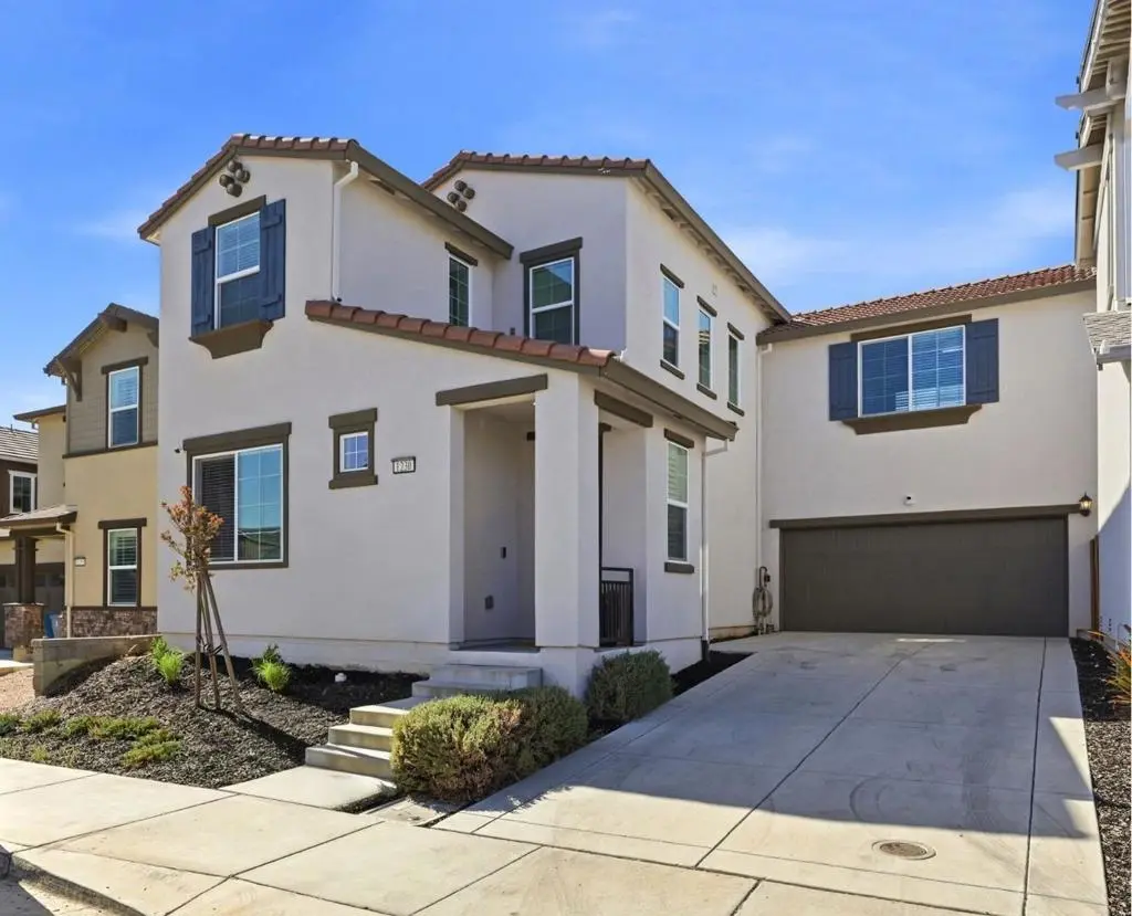 1230 Qualteri Way, Gilroy, CA — listing photo 1