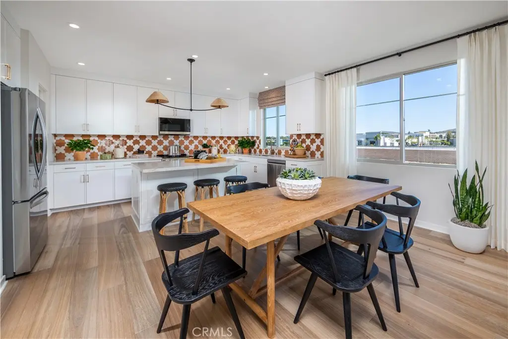 921 Estrella Road, San Marcos, CA — listing photo 1
