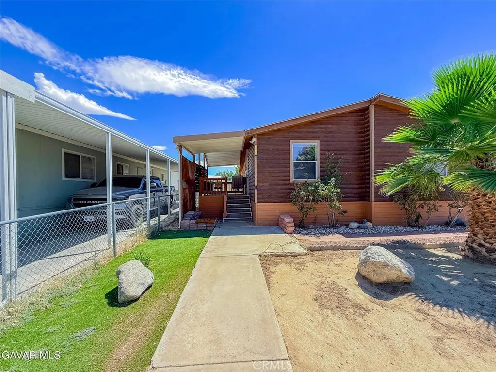45465 E 25th Street 214, Lancaster, CA — listing photo 1