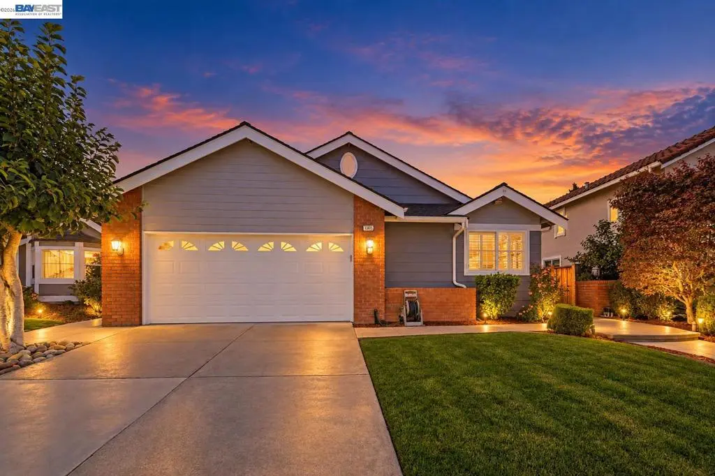 Single Family Residence for sale at 35615 Barnard Dr, Fremont, CA featuring 3 beds and 2 baths