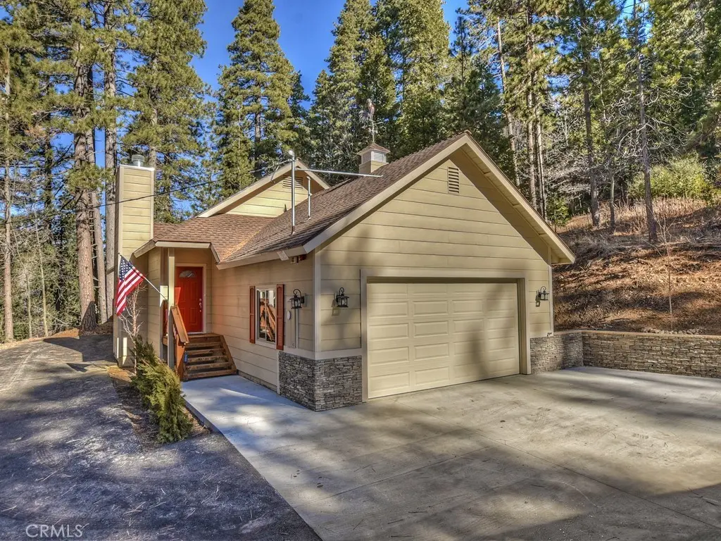 411 Grass Valley, Lake Arrowhead, CA — listing photo 1