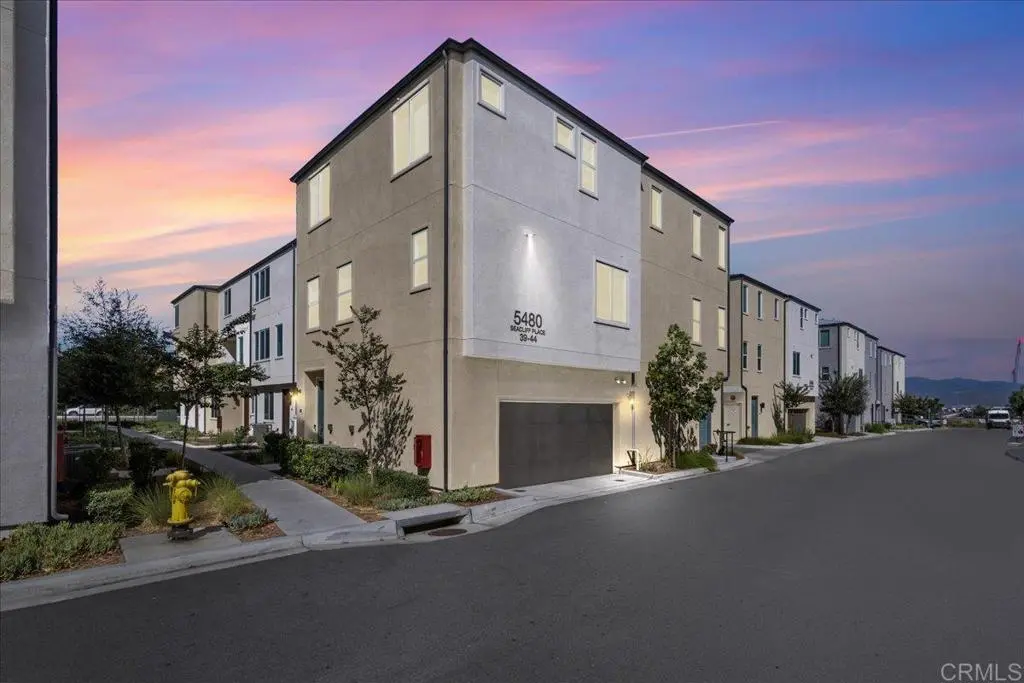 5480 Seacliff Place 39, San Diego, CA — listing photo 1