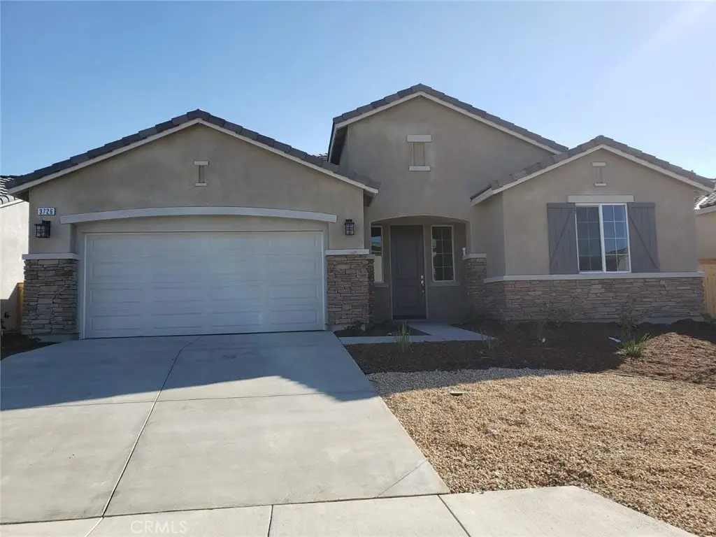 3726 Birchwood, Rosamond, CA — listing photo 1