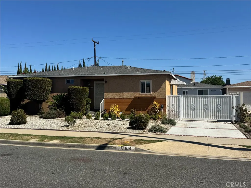 Single Family Residence for rent at 17104 La Salle, Gardena, CA featuring 3 beds and 2 baths