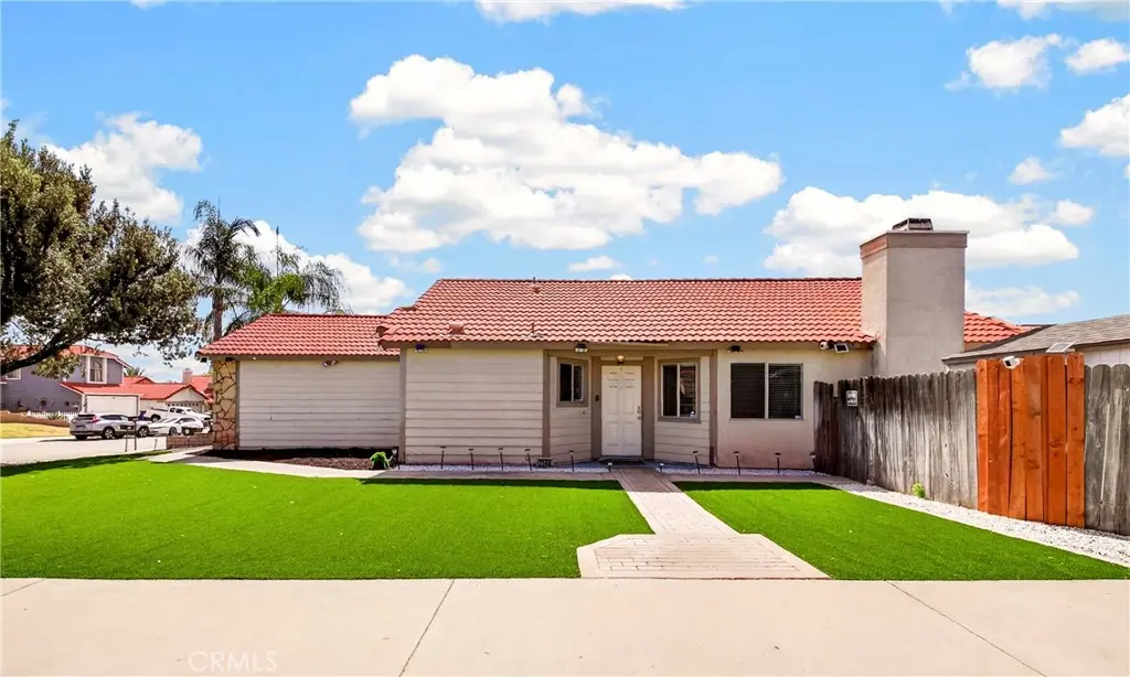 7140 Stoney Creek, Highland, CA — listing photo 1