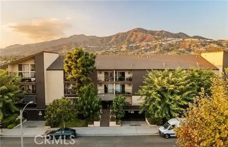 365 Burchett Street 303, Glendale, CA — listing photo 1