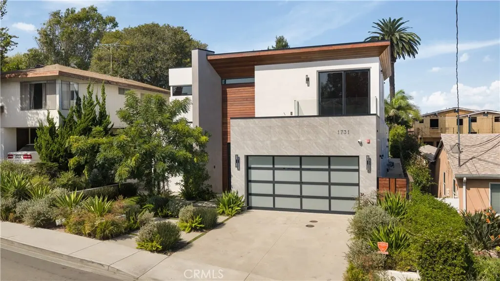Single Family Residence for sale at 1731 Ruhland Avenue, Manhattan Beach, CA featuring 5 beds and 6 baths