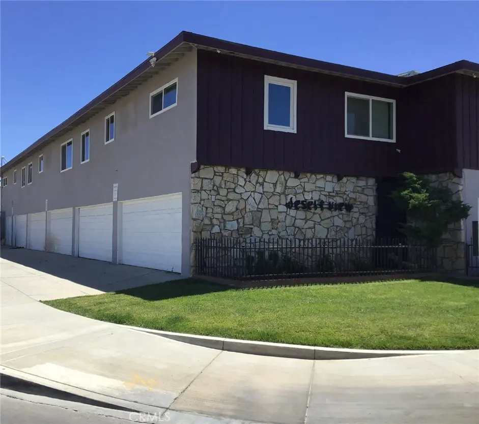 44254 Beech Avenue 3, Lancaster, CA — listing photo 1