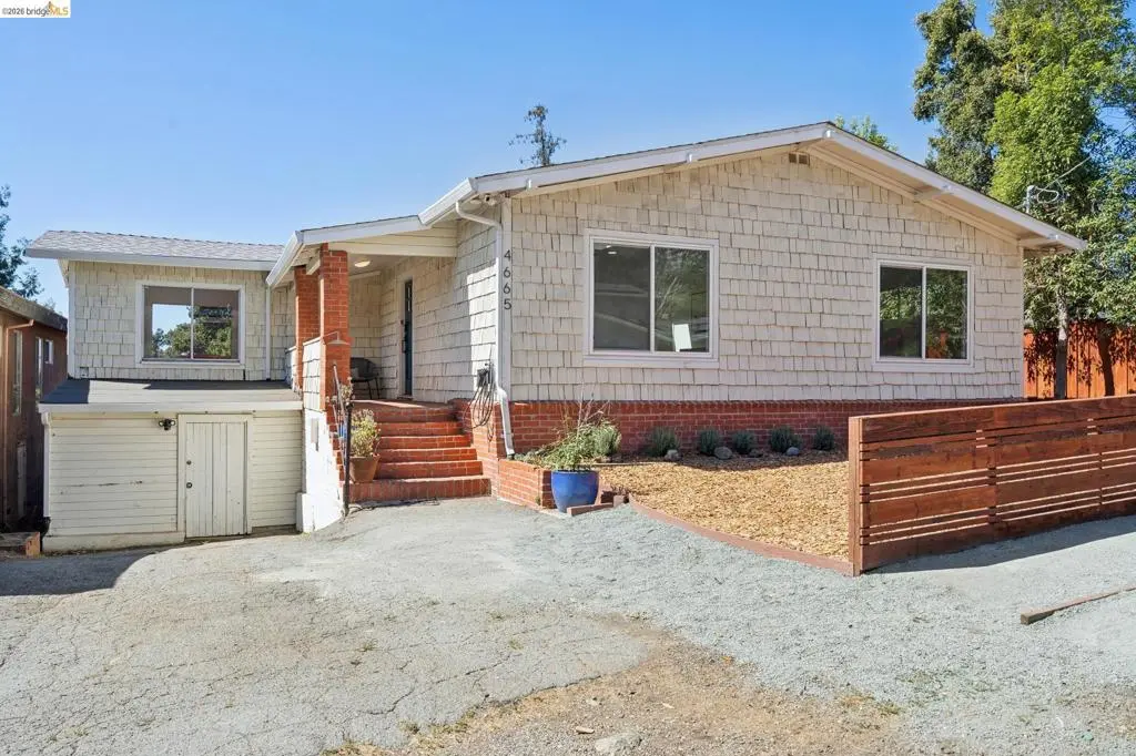 Single Family Residence for sale at 4665 Fair Ave, Oakland, CA featuring 3 beds and 2 baths
