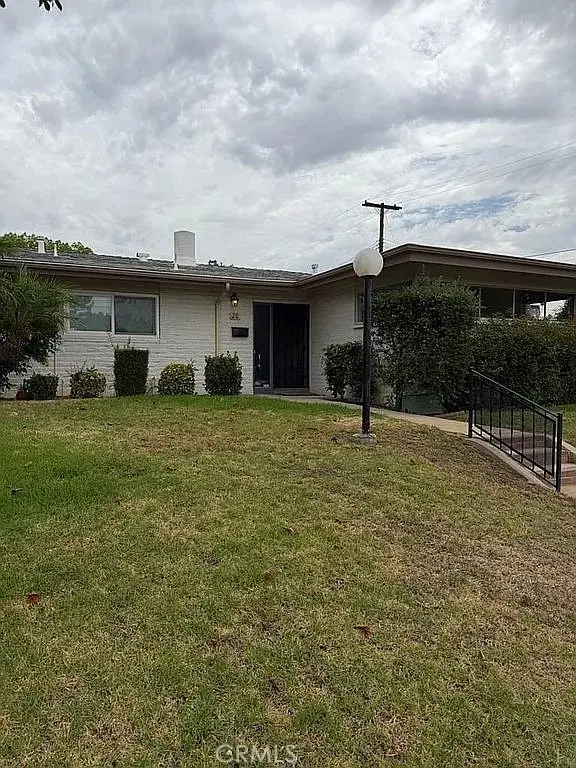 20 N Center Street, Redlands, CA — listing photo 1