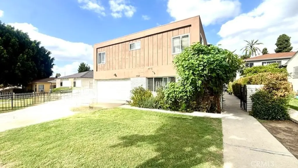 7737 Newlin, Whittier, CA — listing photo 1