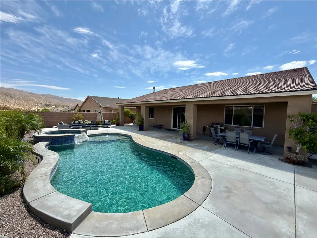 Residential Lease for rent at 65459 Via Del Sol, Desert Hot Springs, Riverside County, CA featuring 3 beds and 3 baths