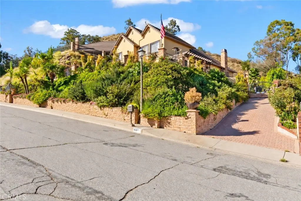 823 Moorside, Glendale, CA — listing photo 1