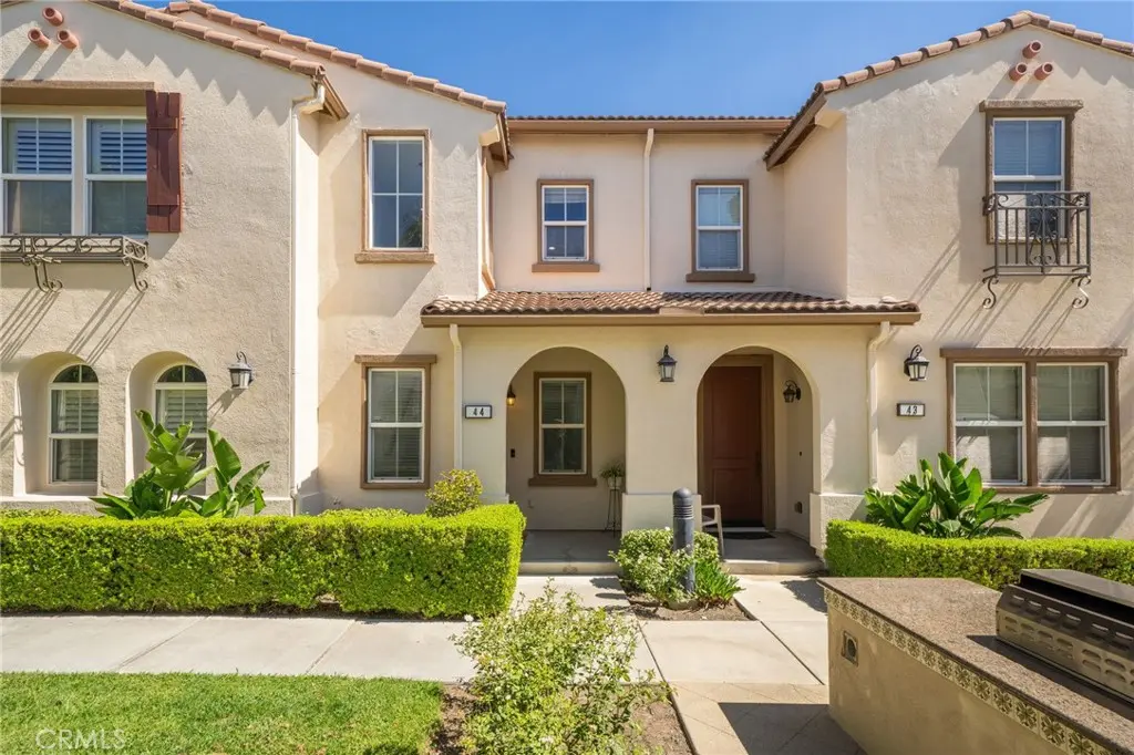 14975 S Highland Avenue 44, Fontana, CA — listing photo 1