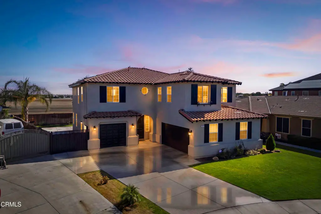 10109 Sharktooth Peak Drive, Bakersfield, CA — listing photo 1