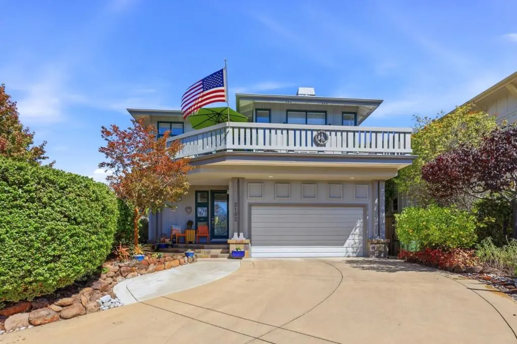 Single Family Residence for sale at 2102 Harborview Court, Santa Cruz, CA featuring 3 beds and 3 baths