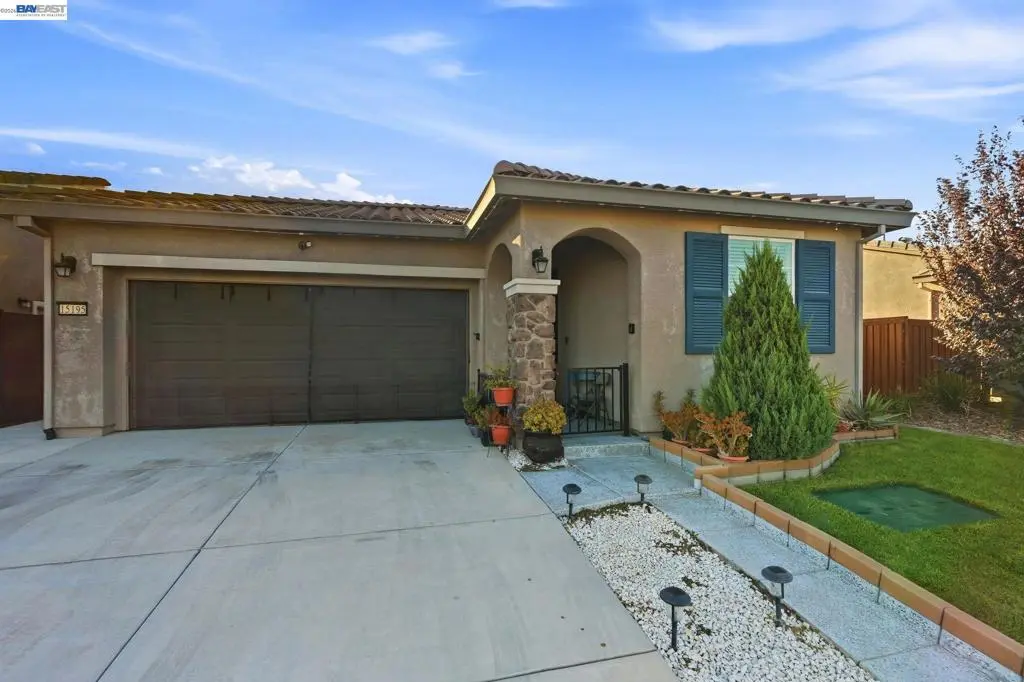 15195 Leland St, Lathrop, CA — listing photo 1