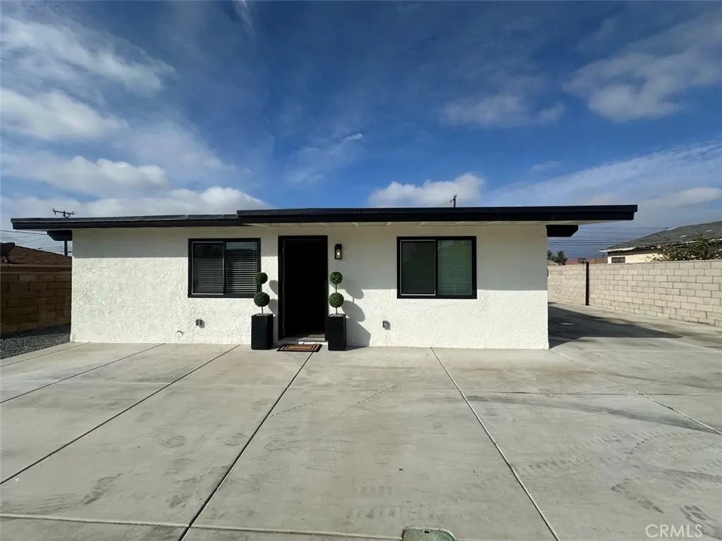 6742 Citrus, Fontana, CA — listing photo 1