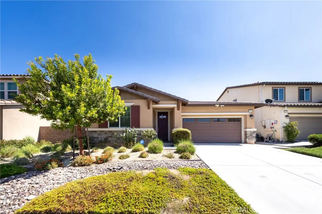 34204 Chenille, Murrieta, CA — listing photo 1