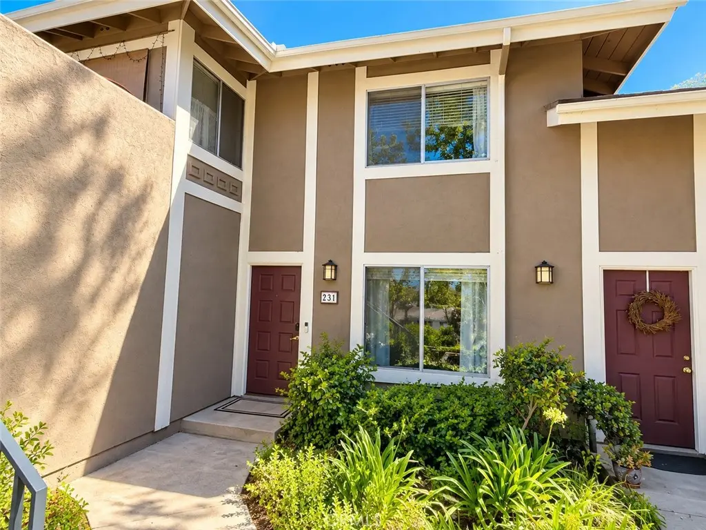 231 Gazania Court, Thousand Oaks, CA — listing photo 1
