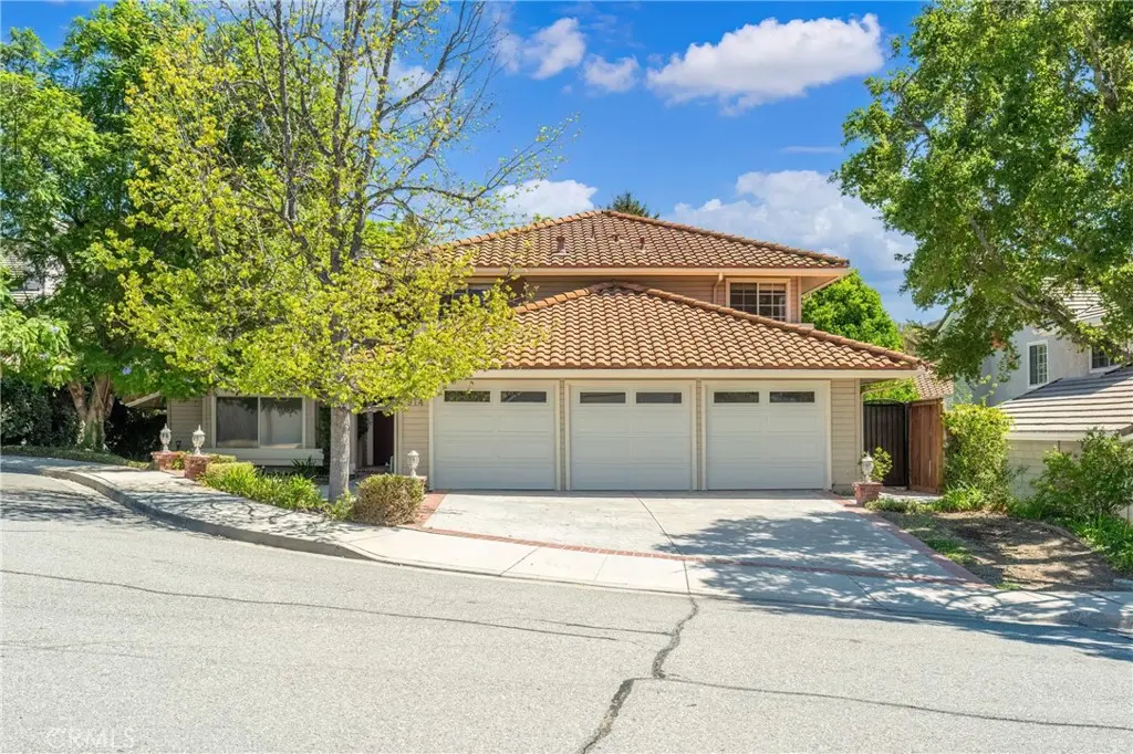 914 Sterling Oaks Court, Oak Park, CA — listing photo 1