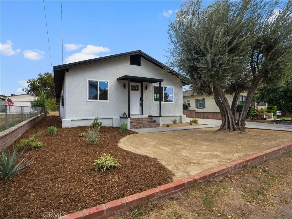 7121 Vine, Highland, CA — listing photo 1