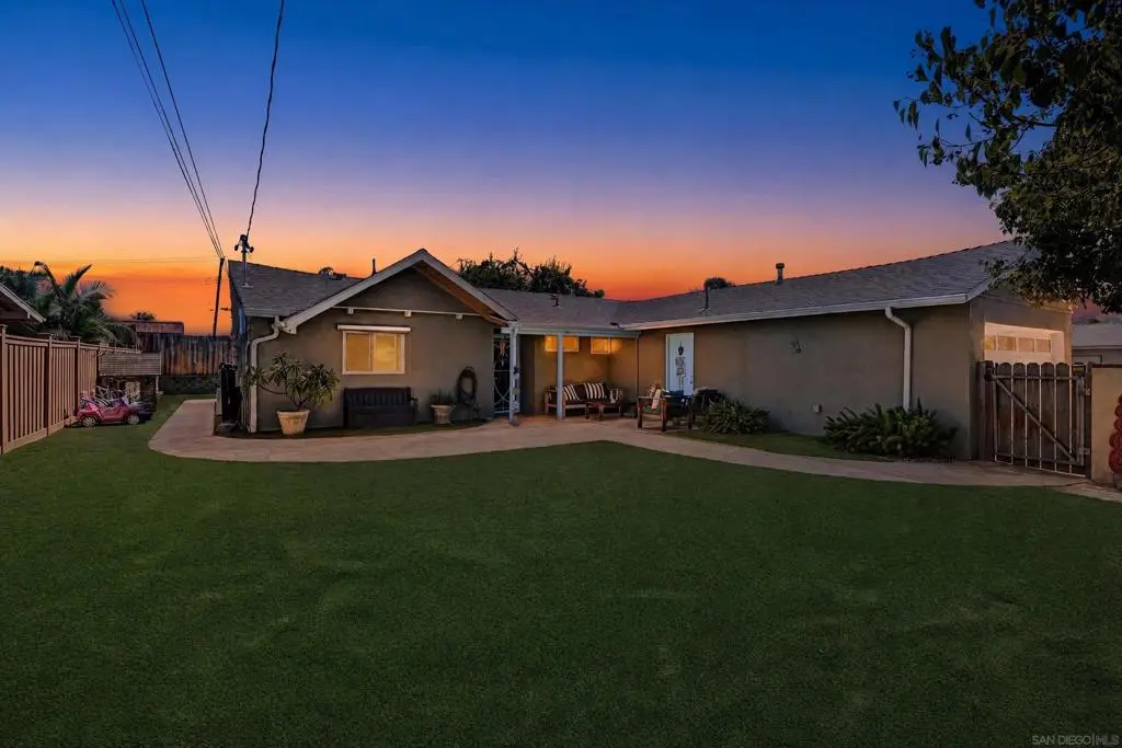 13145 47 Carriage Road, Poway, CA — listing photo 1