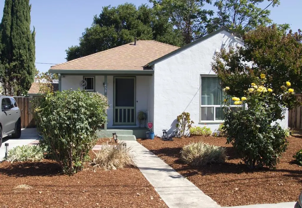 Single Family Residence for sale at 458 Flagg Avenue, San Jose, CA featuring 2 beds and 1 bath
