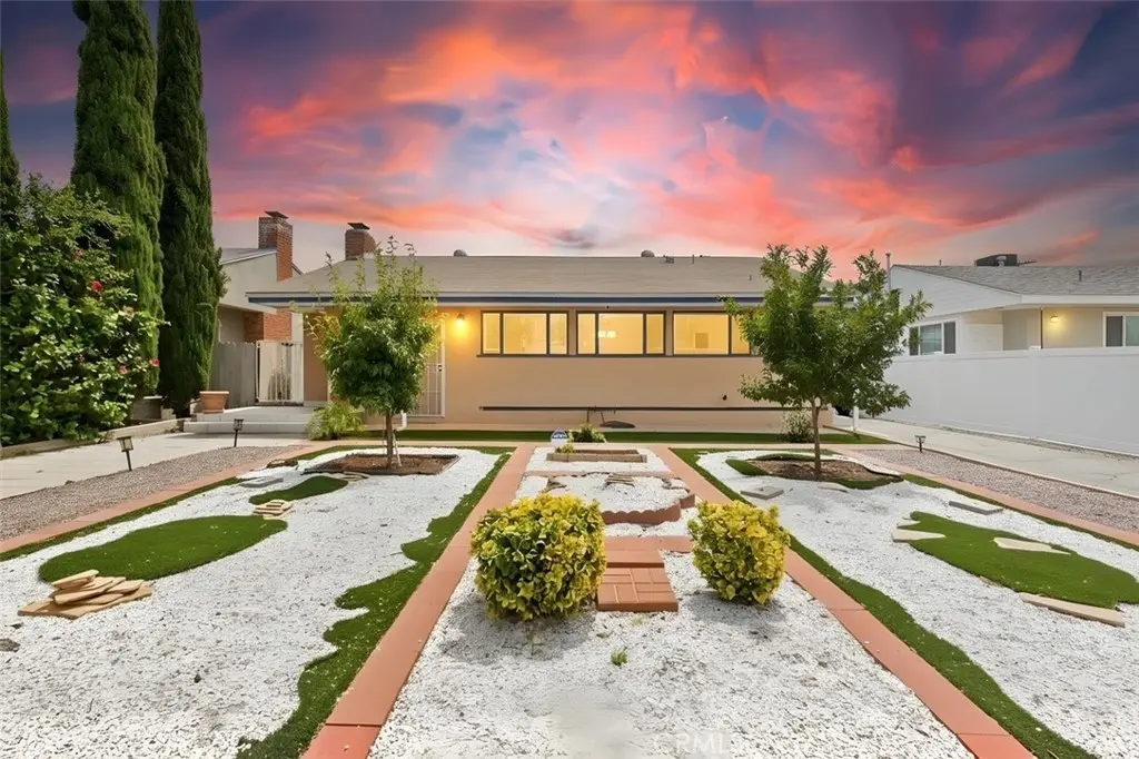 6306 Denny Avenue, North Hollywood, CA — listing photo 1