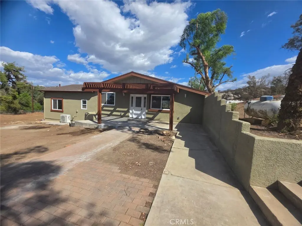 33925 Buckboard Trail, Nuevo, CA — listing photo 1