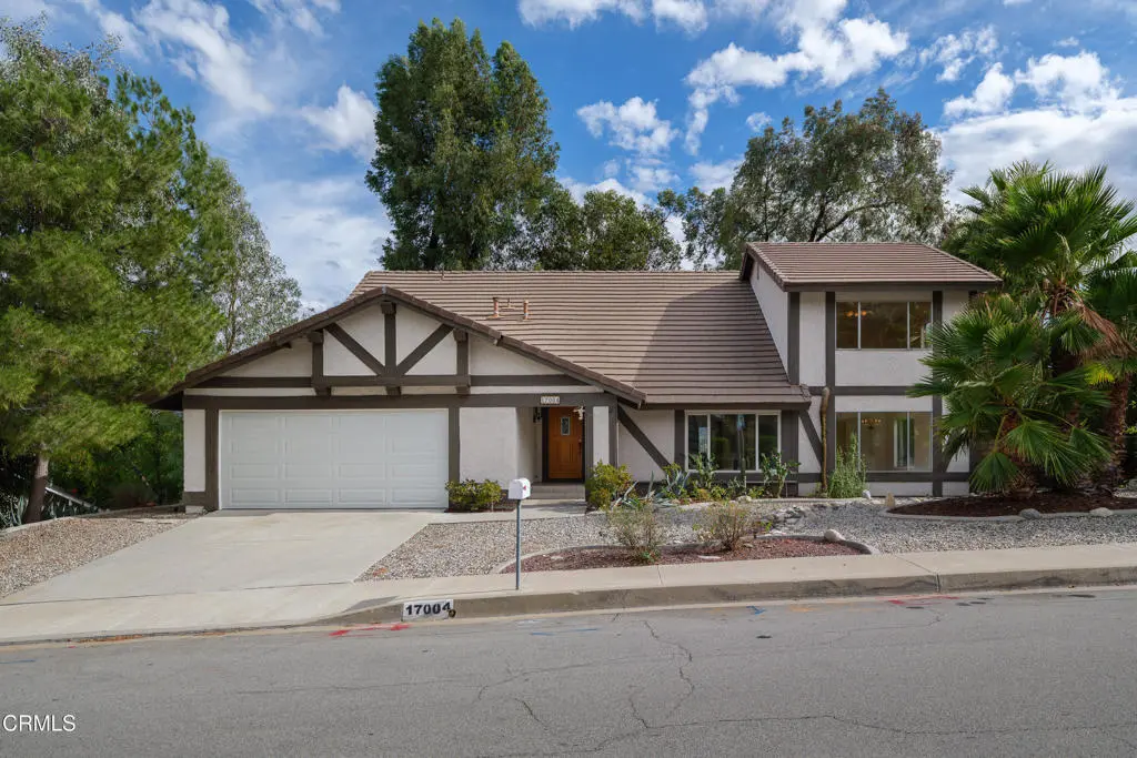 17004 Canvas Street, Santa Clarita, CA — listing photo 1