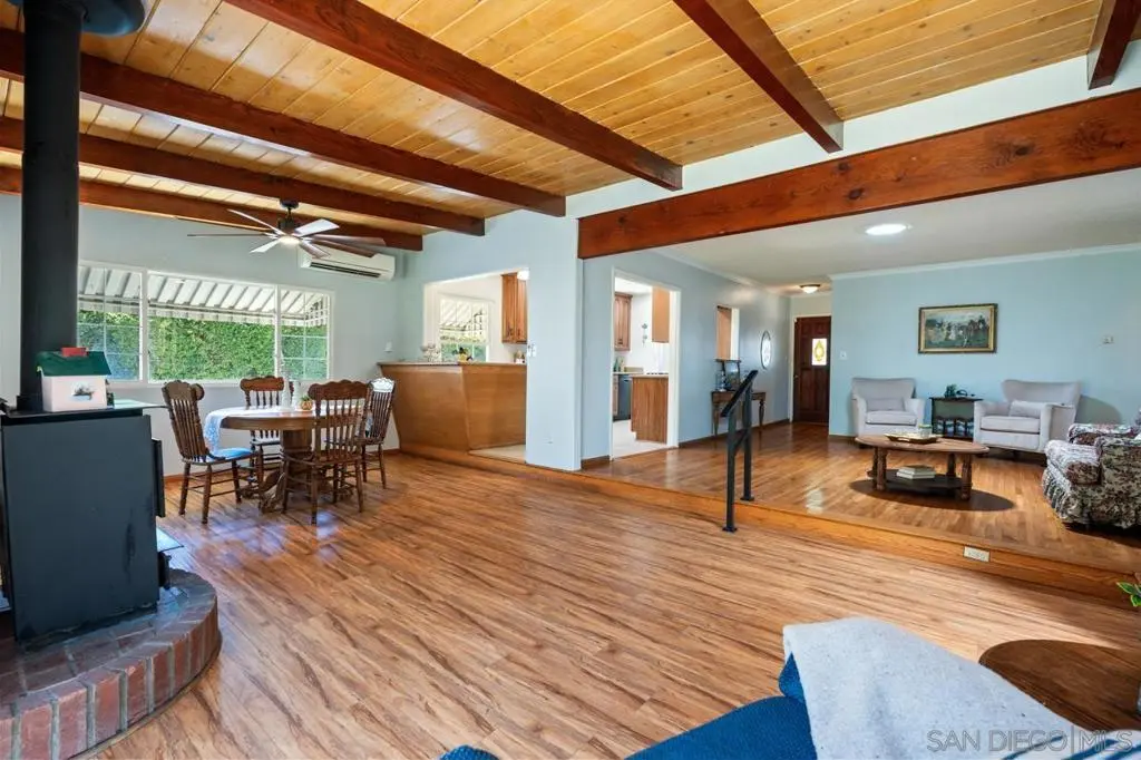 6031 Sinton, La Mesa, CA — listing photo 1
