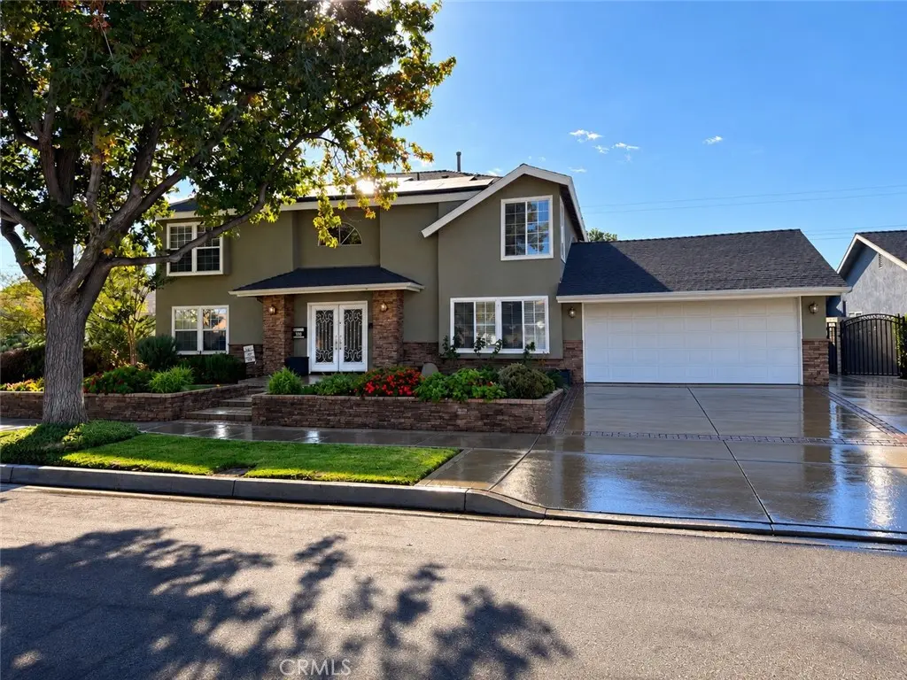 390 N Milford Road, Orange, CA — listing photo 1