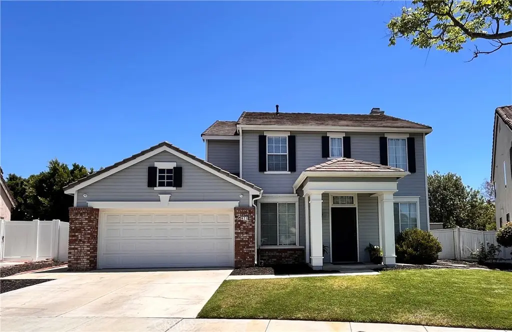 871 La Docena, Corona, CA — listing photo 1