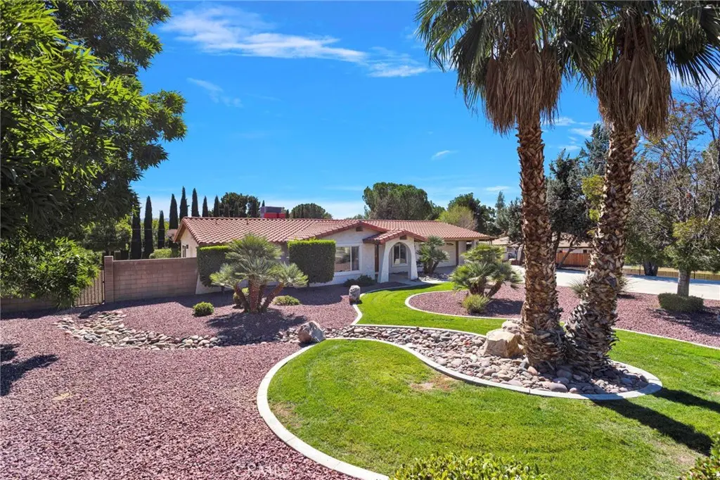 15033 Riverside Way, Apple Valley, CA — listing photo 1