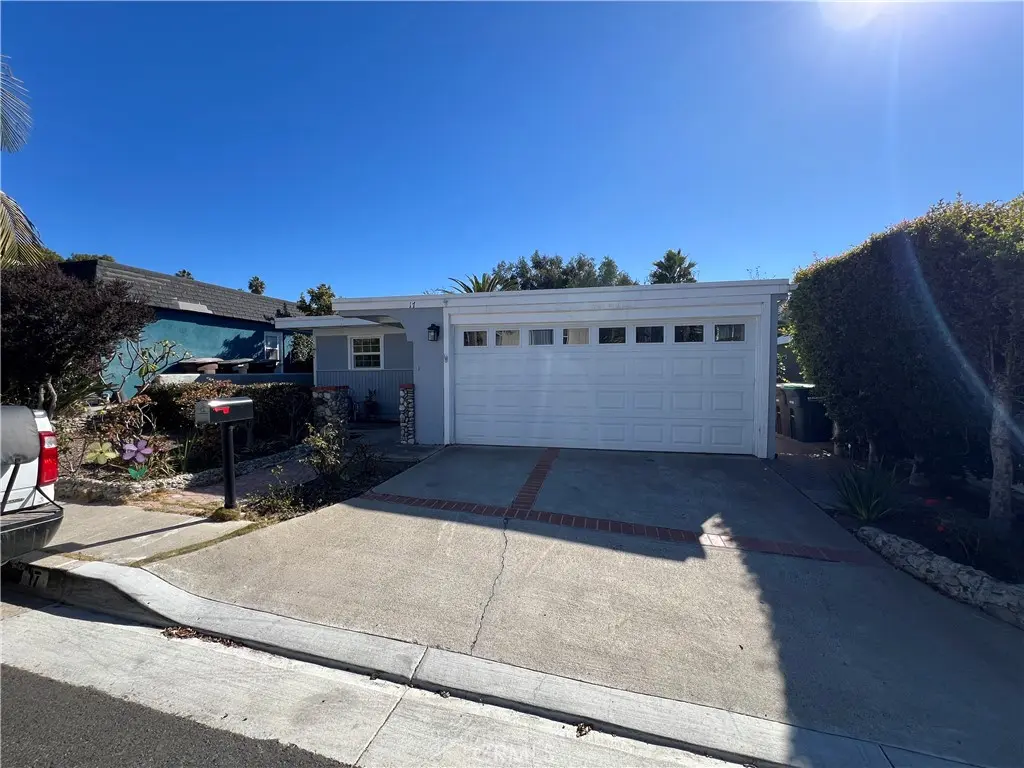 17 W Avenida San Gabriel, San Clemente, CA — listing photo 1