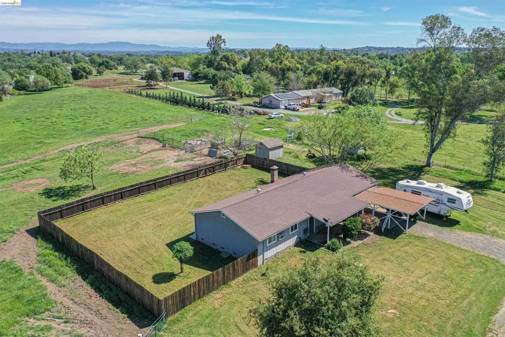 10458 Southworth Rd, Wallace, CA — listing photo 1