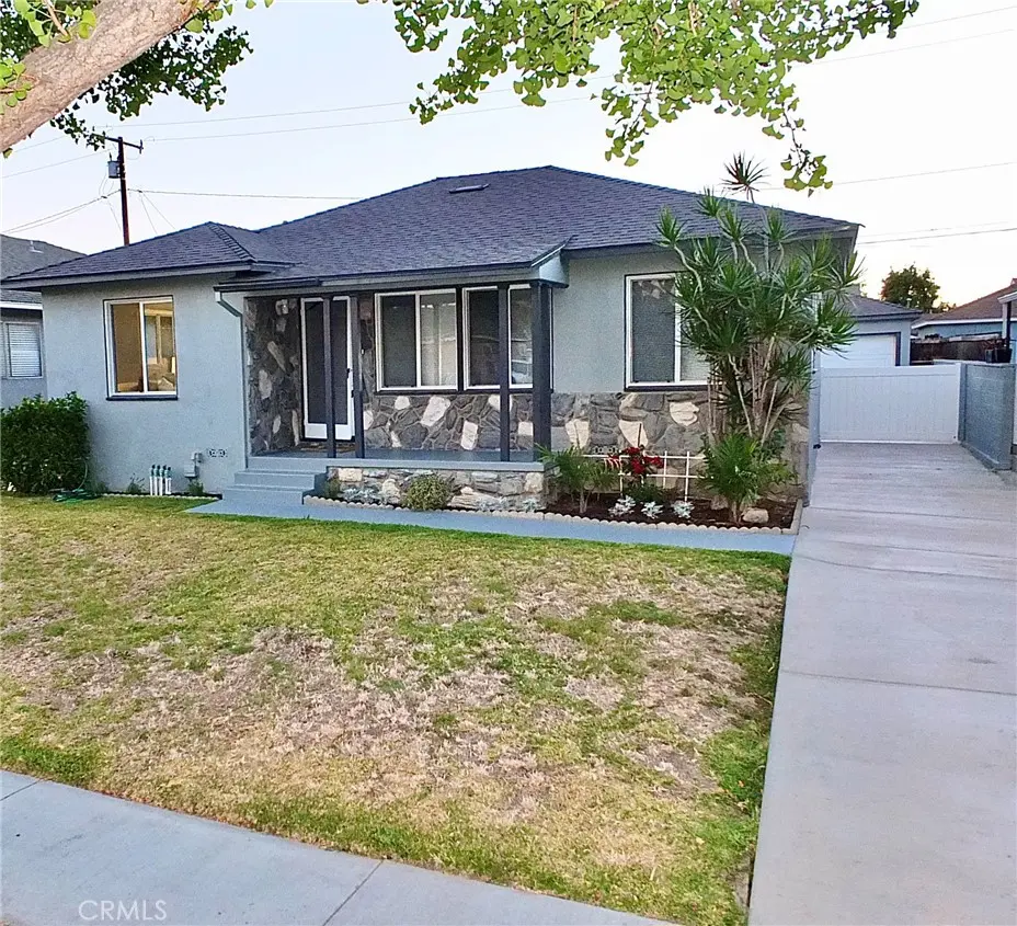 4813 Ocana, Lakewood, CA — listing photo 1