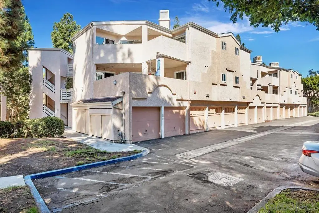 7247 Camino Degrazia 43, San Diego, CA — listing photo 1
