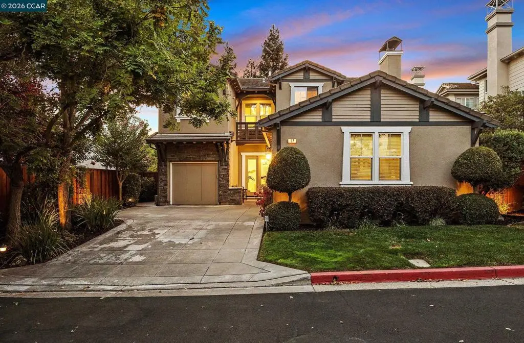 Single Family Residence for sale at 17 Pinewood Pl, Danville, CA featuring 4 beds and 3 baths