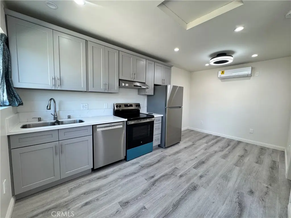 17104 La Salle B, Gardena, CA — listing photo 1