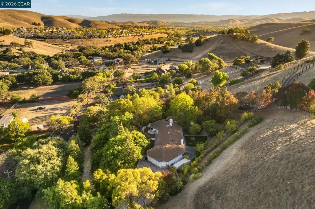 1450 Lawrence Rd, Danville, CA — listing photo 1