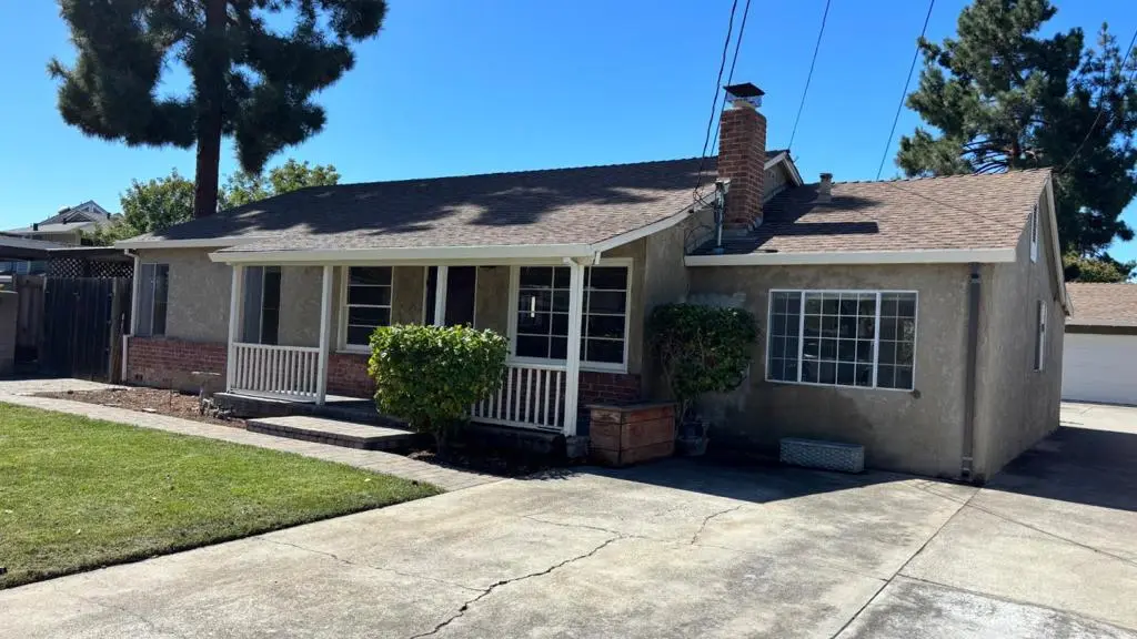 Single Family Residence for sale at , Campbell, CA featuring 2 beds and 1 bath