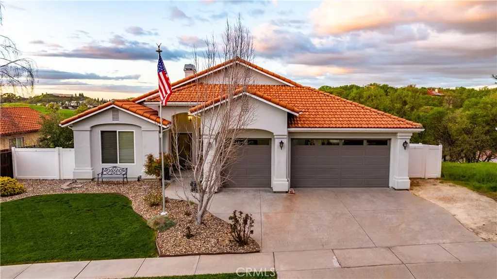 507 Grand Canyon, Paso Robles, CA — listing photo 1