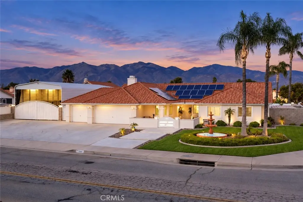 Single Family Residence for sale at 1497 Park, San Jacinto, CA featuring 4 beds and 3 baths