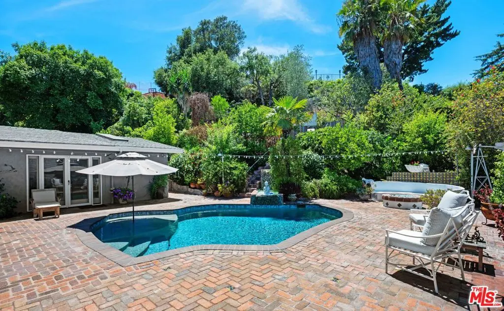 16582 Calneva Drive, Encino, CA — listing photo 1