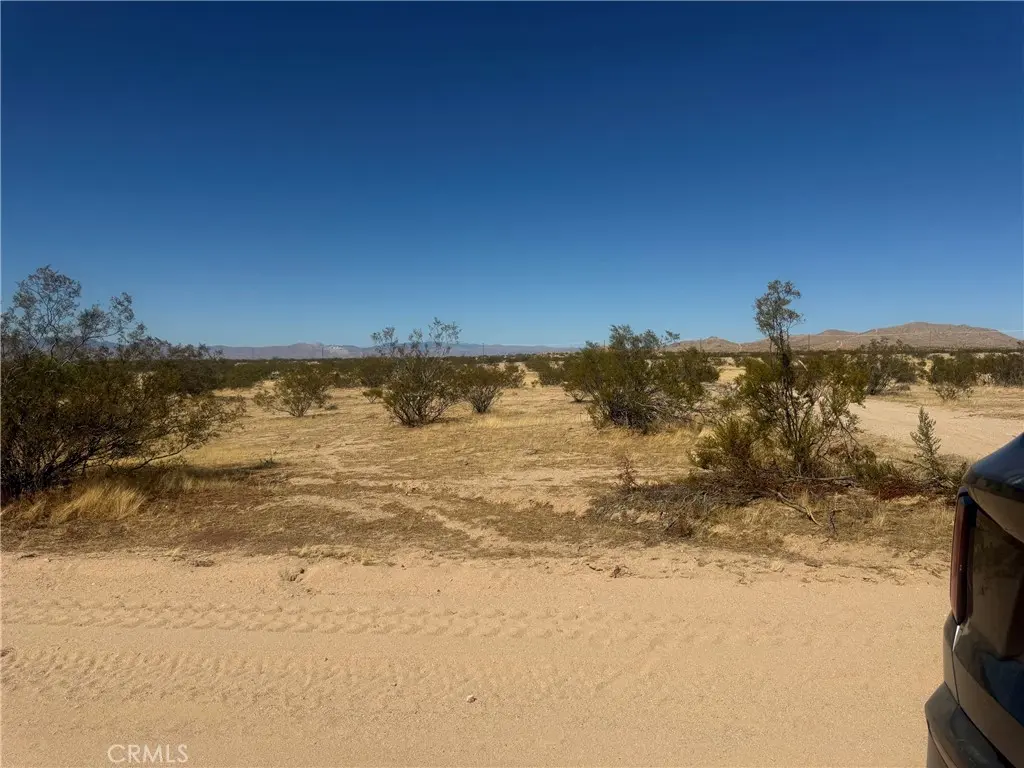2 Orlando Drive, California City, CA — listing photo 1