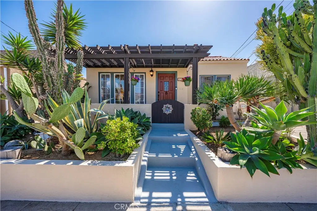 4500 E Barker Way, Long Beach, CA — listing photo 1