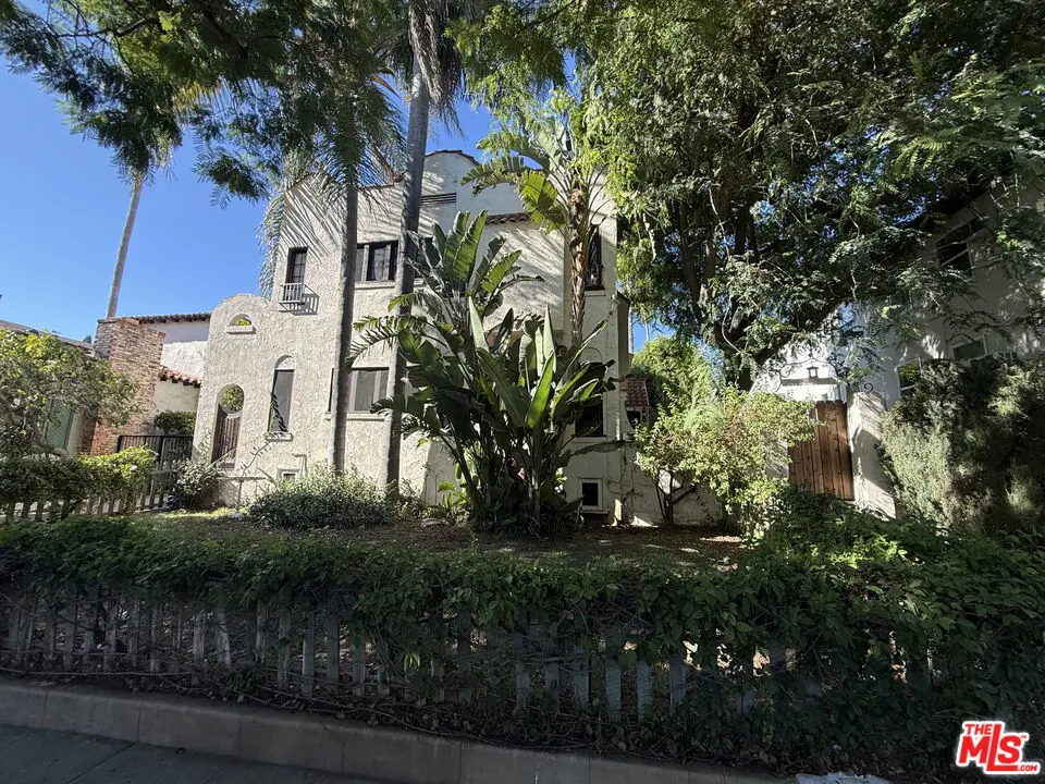 7953 Norton Avenue, West Hollywood, CA — listing photo 1