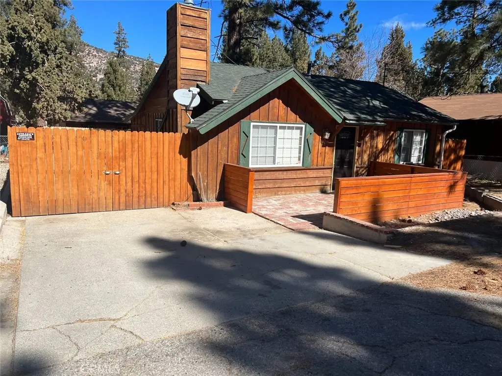 609 Elysian, Big Bear City, CA — listing photo 1